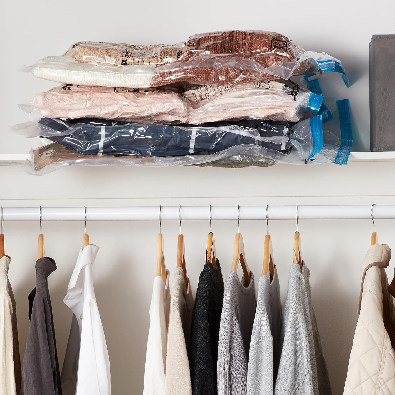 Vacuum Compression Zipper Storage Bags with Hand Pump, 20 Count, 4 Pack of 5 (Small, Medium, Large & Jumbo), Multiple, Clear