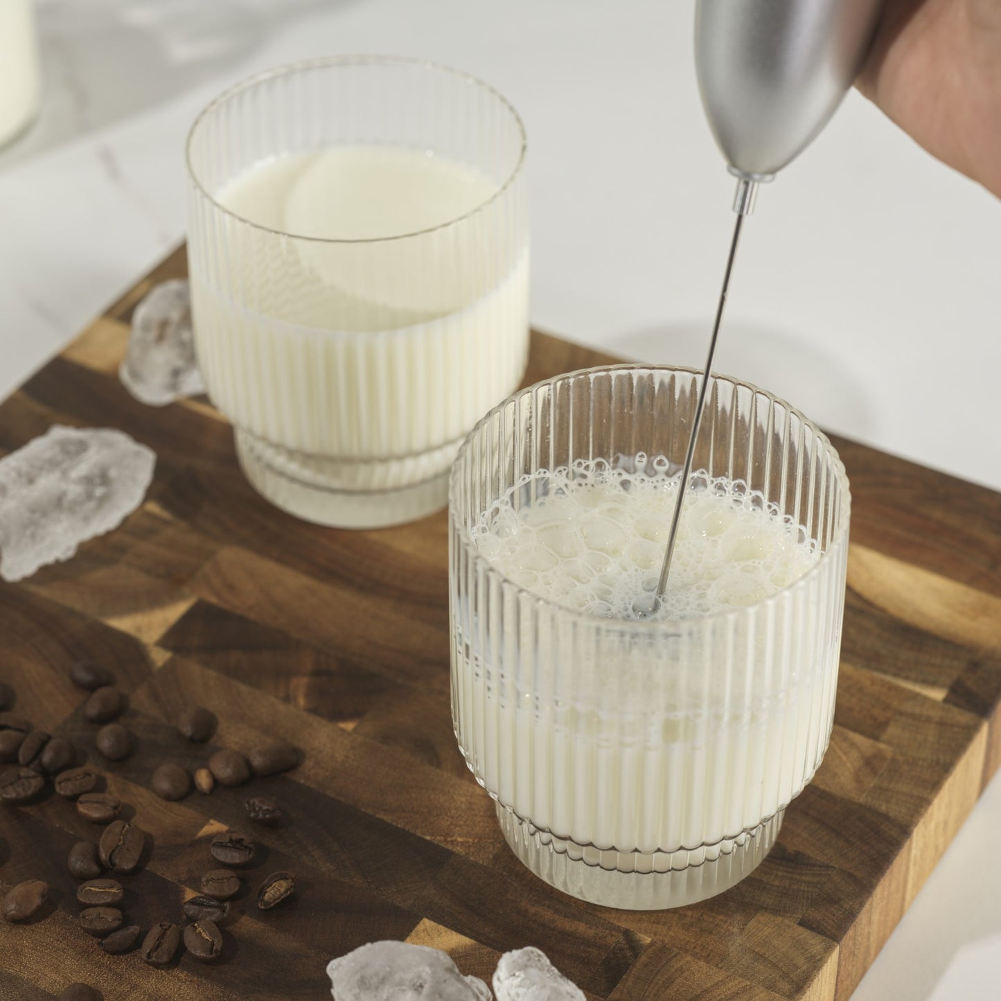 Salter Handheld Milk Frother Battery Operated Electric Whisk Double Coil